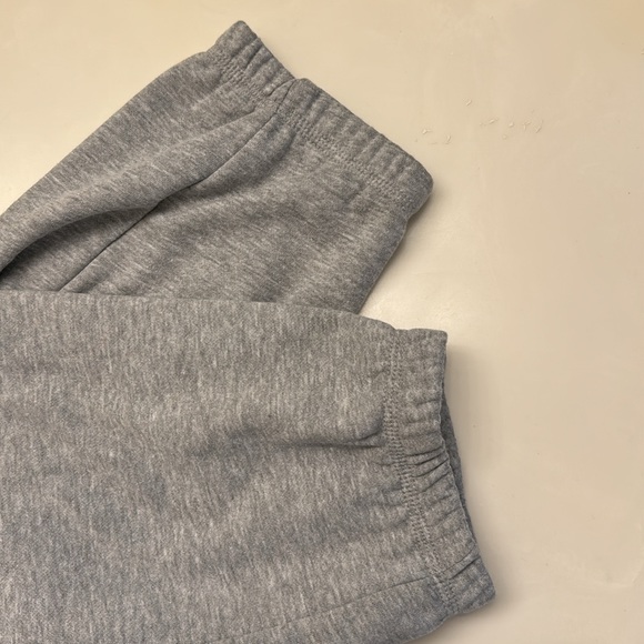 The North Face Women’s Joggers Pants - Picture 5 of 5